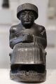 Гудеа Лагаша, шумерский правитель, который был известен своими многочисленными портретными скульптурами, которые были восстановлены