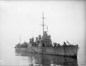 Во время службы в британском флоте 1942 год