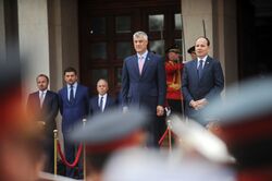 Буяр Нишани во время встречи с президентом Косово Хашимом Тачи 3 октября 2016 года