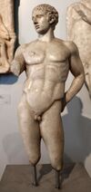 Herakles, copia romana del I secolo dc, da orig. di policleto del 450-400 ac ca., da roma.jpg