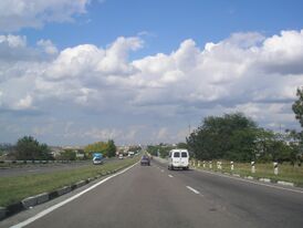 Автодорога на въезде в Симферополь