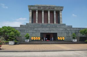 На месте мавзолея была провозглашена независимость Вьетнама от Франции