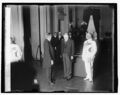 Гувер принимает делегатов на ратификацию. Белый дом, 24.07.1929