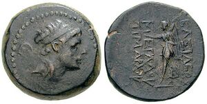 Монета Тимарха. На реверсе изображена богиня Ника. Греческий текст на монете: Basileos Megalou Timarchou ((монета) Великого Царя Тимарха)