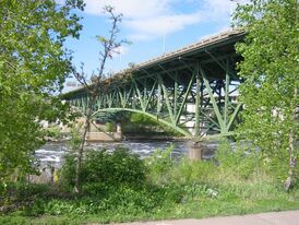 Мост в мае 2006 года