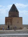 Вид на мавзолей Иль Арслана, Кёнеургенч, Туркмения