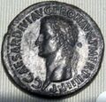 Император Калигула, древнеримская монета (40-41 гг. н.э.)