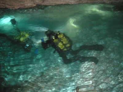 Спелеодайверы в Ординской пещере