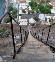 Лестница Якоба (между Джеймстауном и Халф Три Халлоу) на Острове Святой Елены
