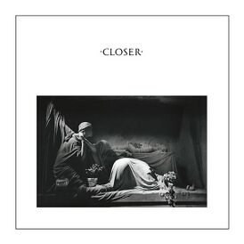 Обложка альбома Joy Division «Closer» (1980)