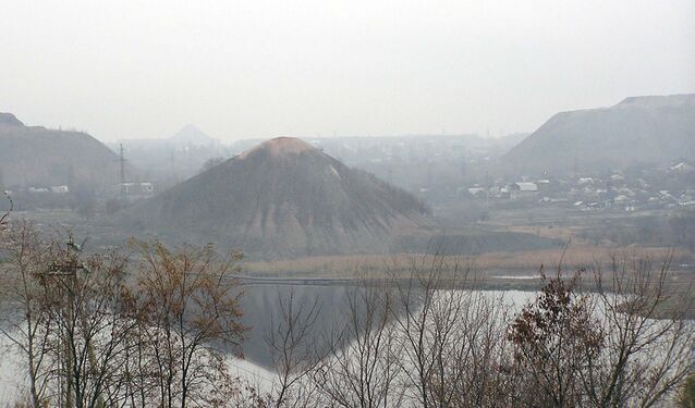 Один из террикоников Донецкого угольного бассейна