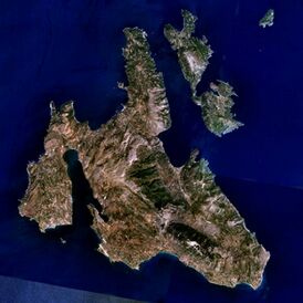 Острова Кефалиния и Итака (меньший, в верхнем правом углу).