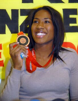 С медалью Олимпийских игр 2008 года