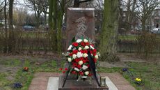 Мемориал жертвам Ходжалинской резни в Гааге