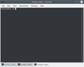 Скриншот программы Konsole