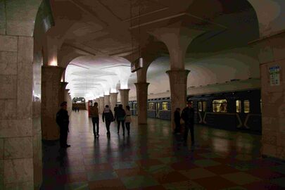 Станция во время ночного концерта в честь 76-летия Московского метрополитена