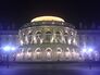 Здание оперы ночью