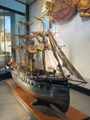 Модель La Gloire в музее флота, Париж.