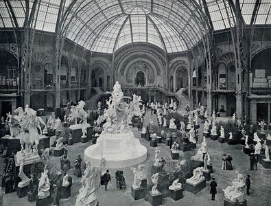 Le Grand Palais поддерживали железные столбы