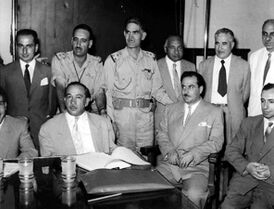 Руководители революции 14 июля, в том числе Абдул Салам Ареф, Абдель Керим Касем, Мухаммед Наджиб аль-Рубаи, Мишель Афляк