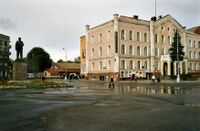 Lenin in Sovyetsk 2003.jpg