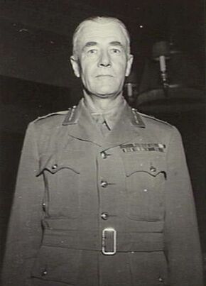 Генерал-лейтенант Вернон Стэрди