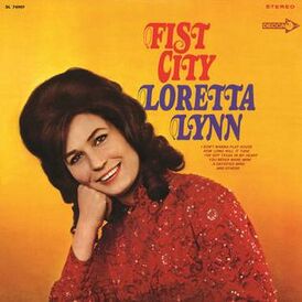Обложка альбома Лоретты Линн «Fist City» (1968)