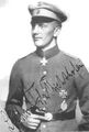 Лотар фон Рихтгофен, младший брат Манфреда фон Рихтгофена (40 побед). Погиб в 1922 году в авиакатастрофе