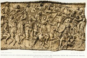 Маврская кавалерия под командованием Лузия Квиета сражается с даками. Фрагмент колонны Траяна.