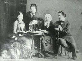 М. А. Лопухина с племянниками