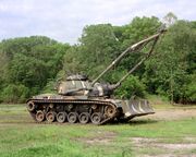 Сапёрный танк M728