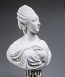 Бюст мадам Дюбарри. Севр, 1772