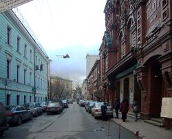 Малый Кисловский переулок со стороны Б. Никитской ул.