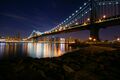 Манхэттенский мост ночью