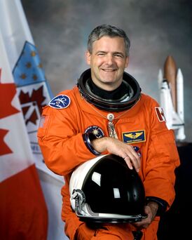 Marc Garneau STS-97.jpg