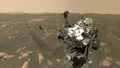 Автопортрет марсохода «Персеверанс» рядом с вертолётом «Ingenuity» на Марсе.