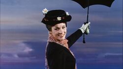 Джули Эндрюс в роли Мэри Поппинс в оригинальном фильме «Мэри Поппинс» 1964 года
