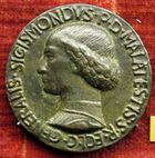 Mедаль с профилем герцога Сиджизмондо Малатеста. 1446. Аверс