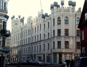 Один из домов, спроектированных М. Нукшей (Рига, ул. Межа, 4а)