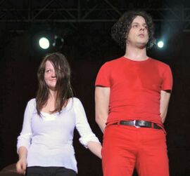 Меган Уайт и Джек Уайт на фестивале Primavera Sound в Барселоне, Испания, в 2007 году