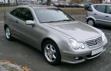 Mercedes W203 front 20071102.jpg