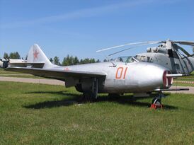 МиГ-9 в Центральном музее ВВС РФ, Монино, 2011 год.
