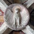 Изображение Святого Духа в виде голубя в соборе Клеброна
