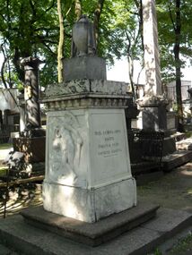 Mikhail Kozlovsky grave.JPG