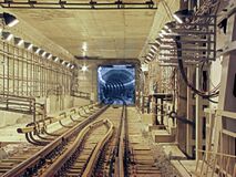 Портал тоннеля у Митинского метромоста