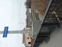 Информационный дорожный знак «Московка», перед мостом на Соборном проспекте в город Запорожье.