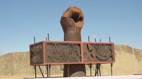 Monumento a los trabajadores en DIego de Almagro.jpg