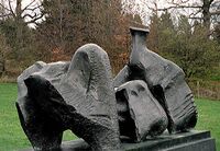 Генри Мур, Three Piece Reclining figure No.1, 1961, Йоркшир