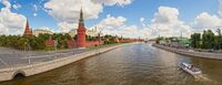 Moscow Kremlin View from Kamennyi Bridge.jpg