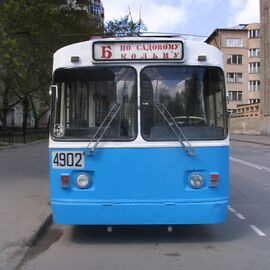 Троллейбус 4902 на маршруте «Б». 2007 год.
